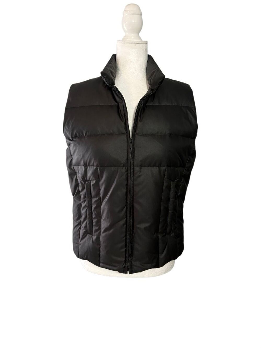 Banana Republic black down filled puffer vest - M